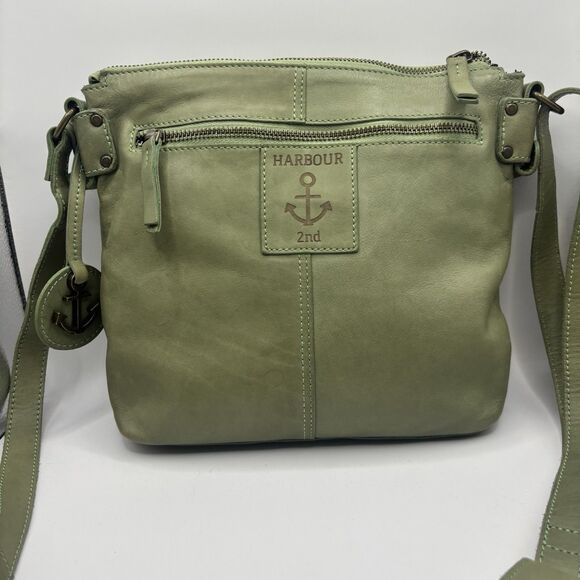 Harbour 2nd Green Leather Crossbody Shoulder Bag Purse W/Charm - Picture 1 of 7